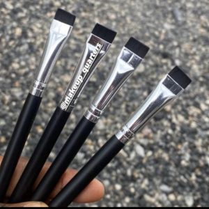 Unbranded flat brush