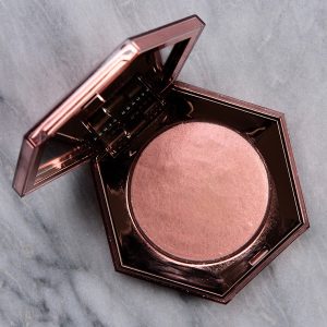 FENTY DIAMOND HIGHLIGHTER BOMB