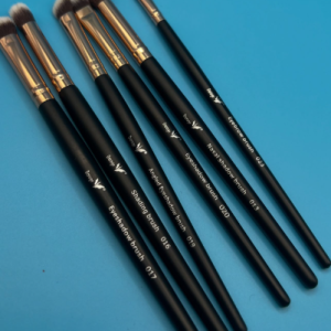 DORAGE SINGLE EYESHADOW BRUSH