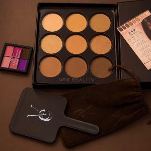 NEW VEE BEAUTY POWDER PALLETTE 9 IN 1